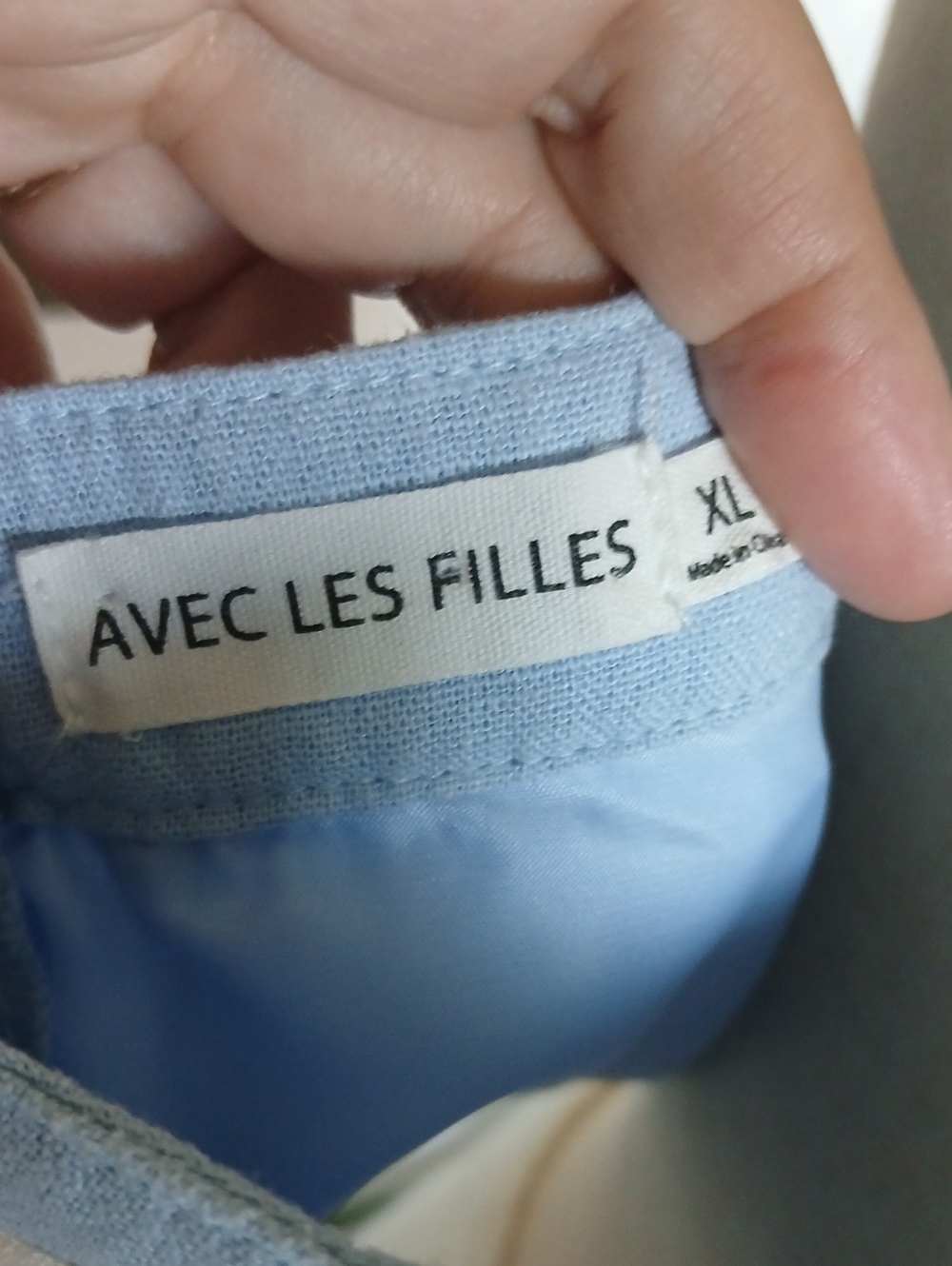 Avec Les Filles Light Blue and Cream Square Neck Crop Top XL - Picture 2 of 8